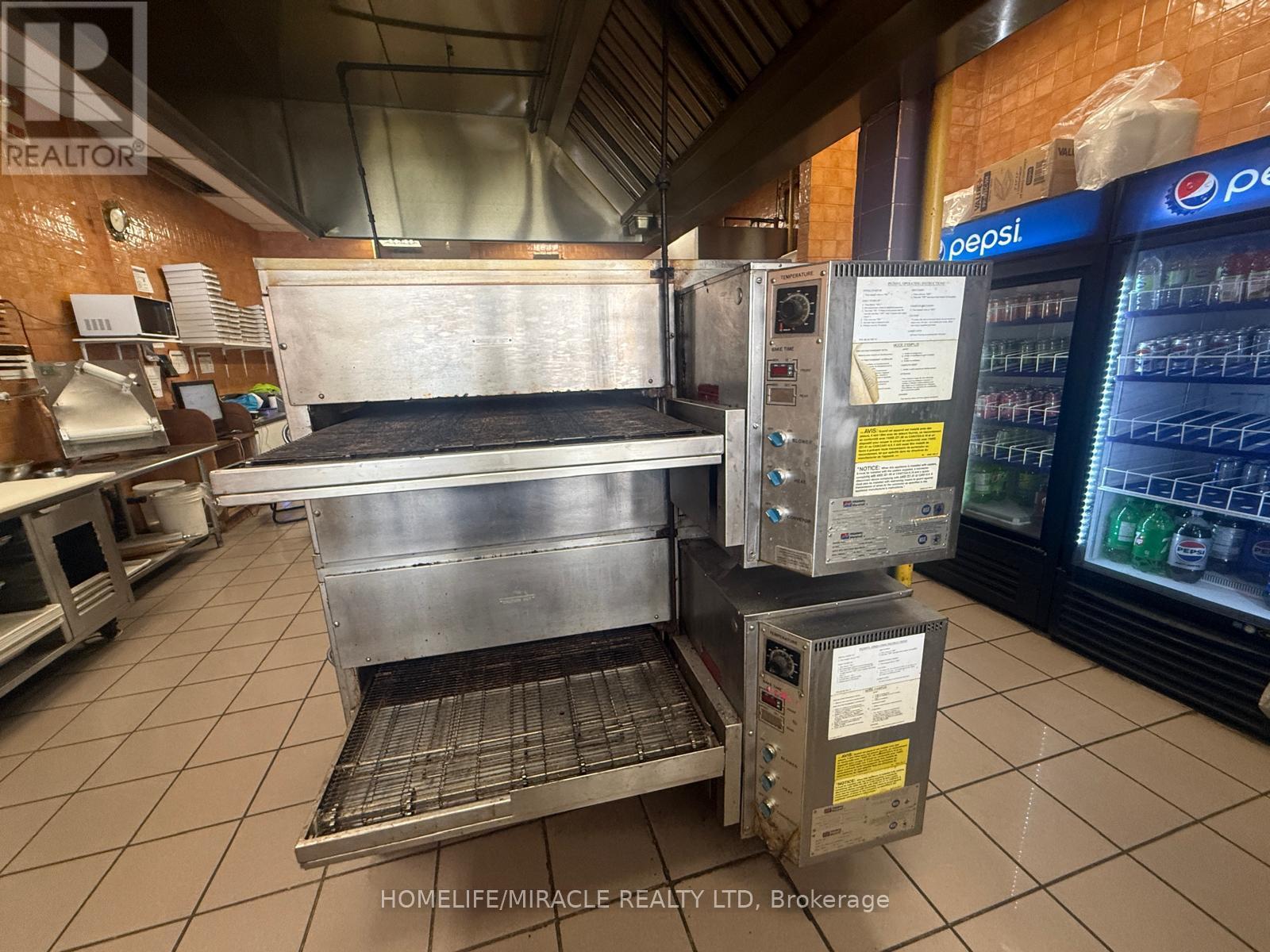 8 - 7 Anne Street S, Barrie, Ontario  L4N 2C4 - Photo 7 - S12638784