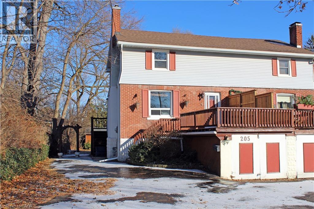 205 Main Street E, Grimsby, Ontario  L3M 1P5 - Photo 1 - 40793340