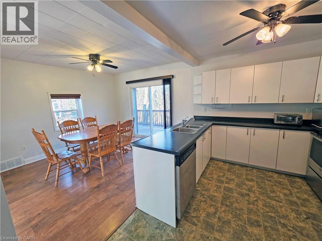 205 Main Street E, Grimsby, Ontario  L3M 1P5 - Photo 11 - 40793340