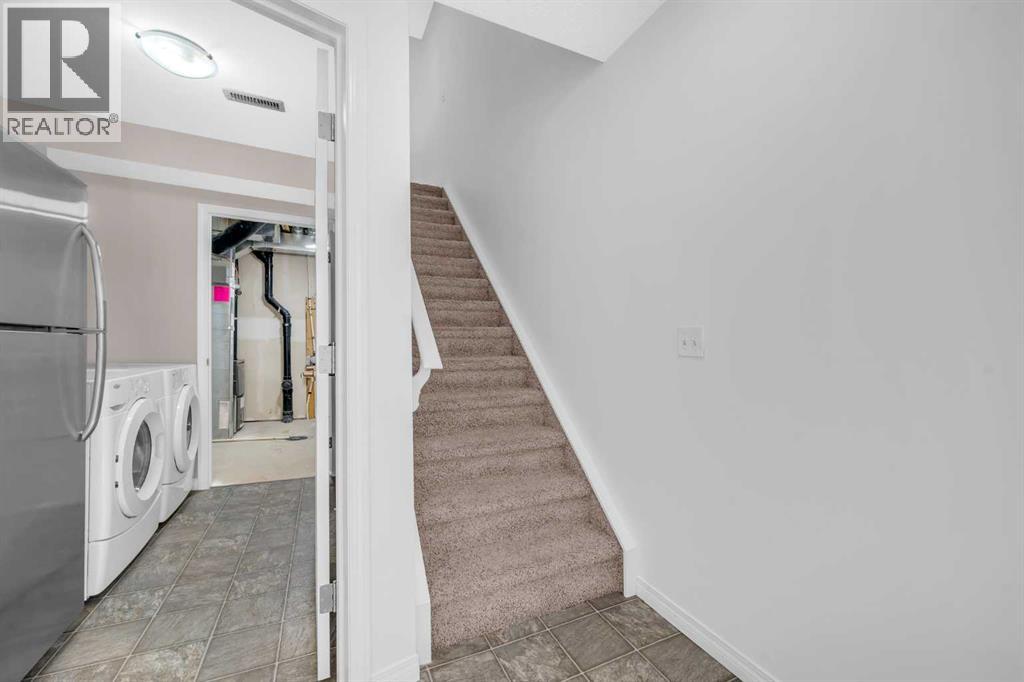 304 Windstone Gardens Sw, Airdrie, Alberta  T4B 3R5 - Photo 6 - A2257500