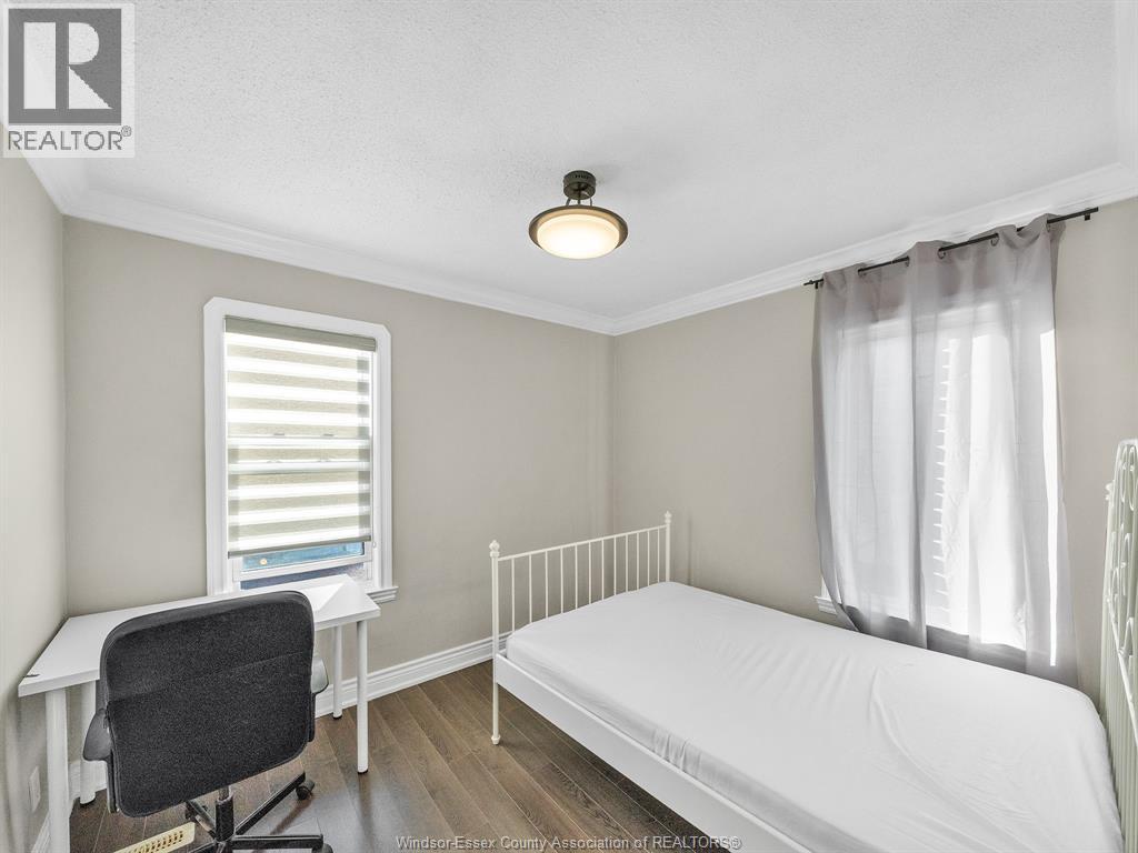 427 Indian, Windsor, Ontario N9C 2M3 - Photo 30 - 25031788