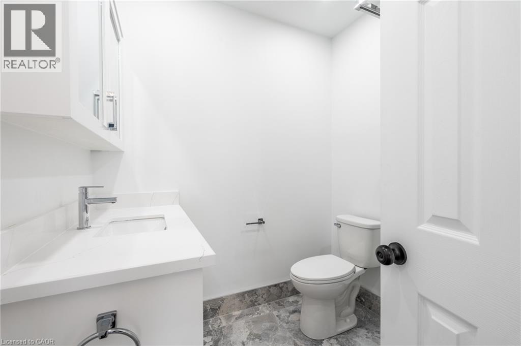 322 Mount Albion Road Unit# B, Hamilton, Ontario  L8K 5T2 - Photo 15 - 40794283