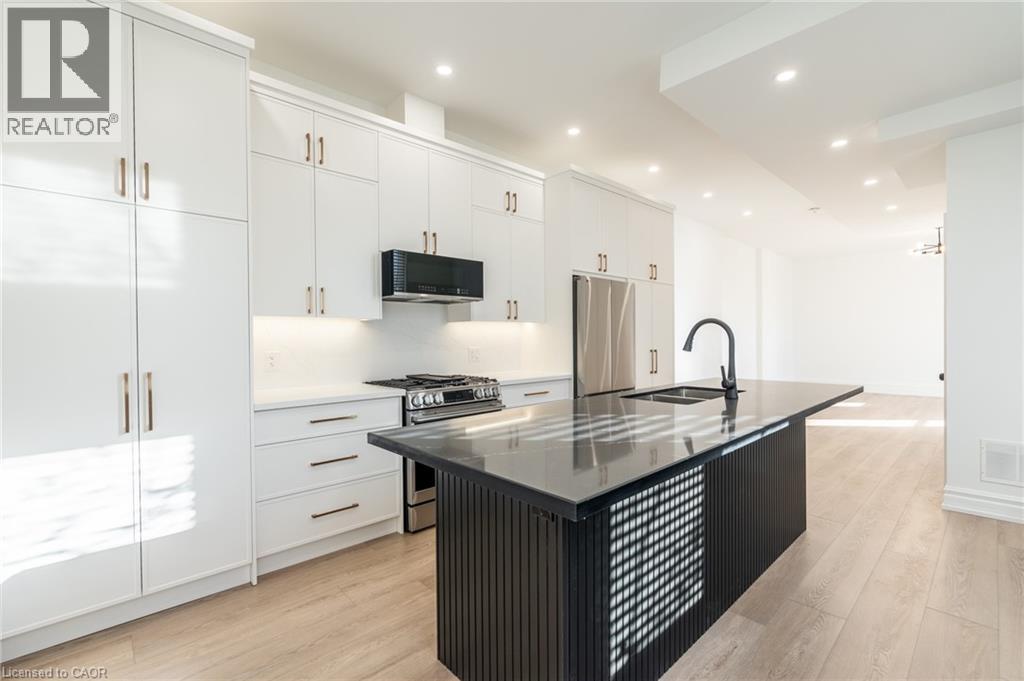 322 Mount Albion Road Unit# B, Hamilton, Ontario  L8K 5T2 - Photo 3 - 40794283