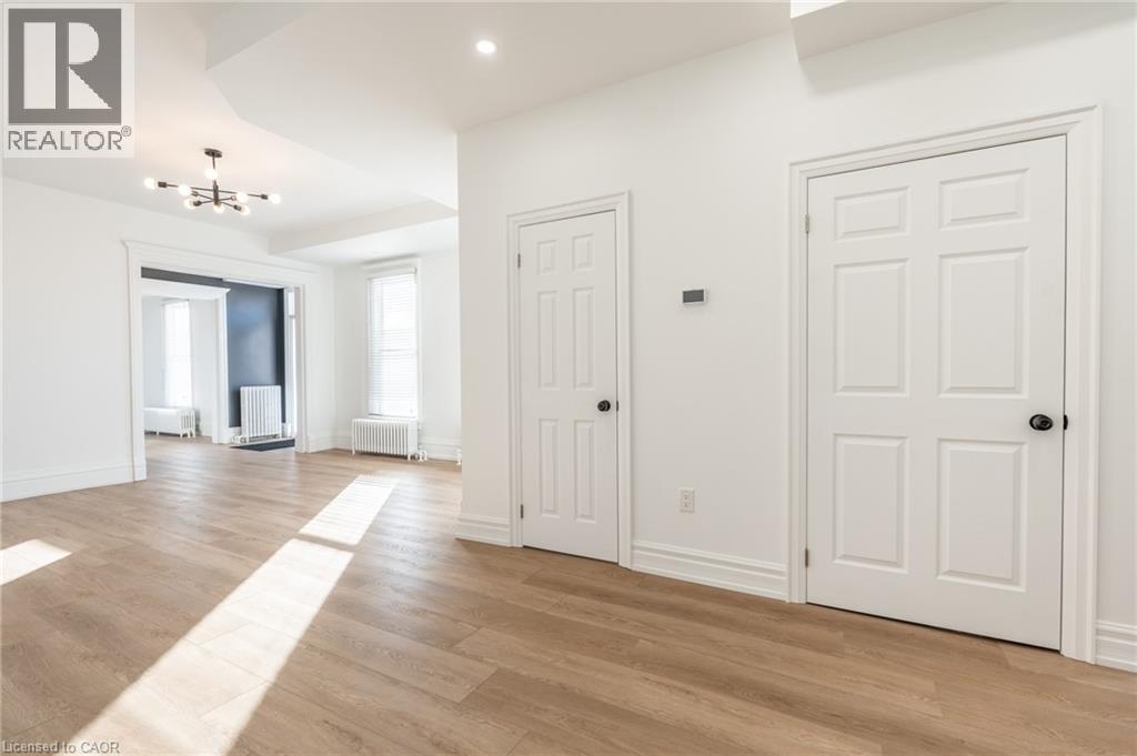 322 Mount Albion Road Unit# B, Hamilton, Ontario  L8K 5T2 - Photo 9 - 40794283