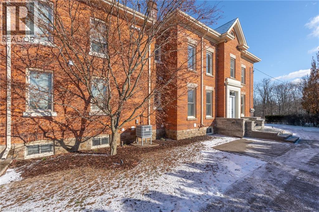 322 MOUNT ALBION Road Unit# B, hamilton, Ontario