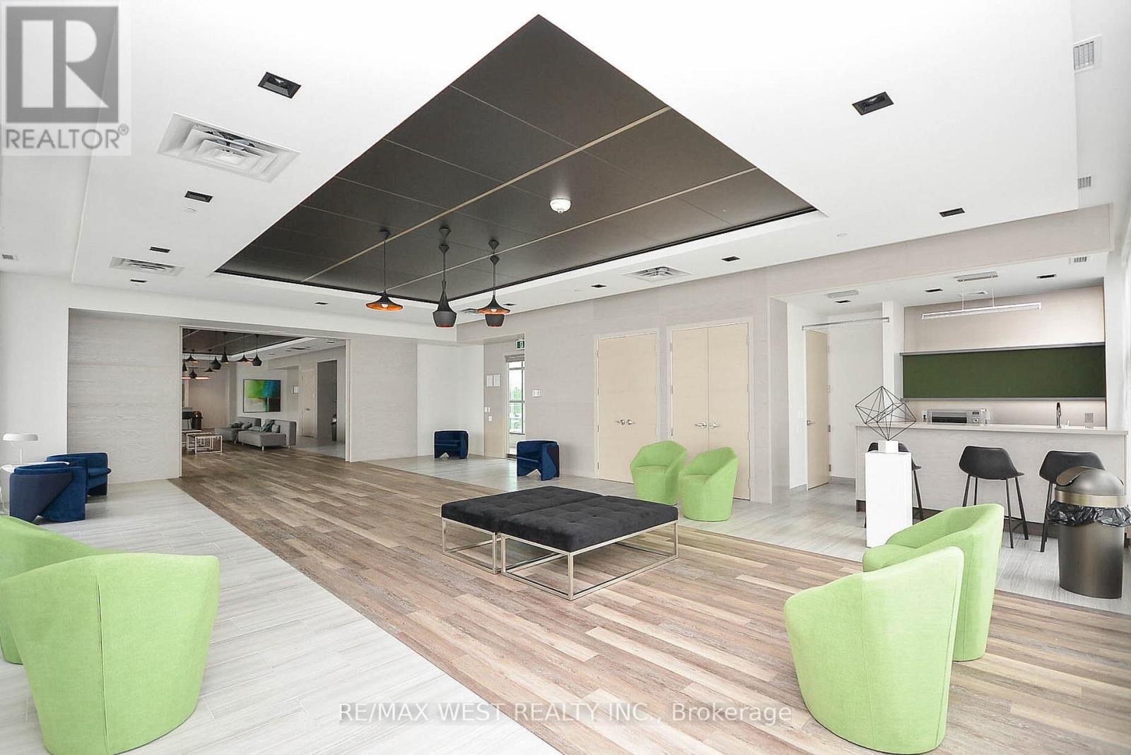 1002 - 4655 Glen Erin Drive, Mississauga, Ontario  L5M 0Z1 - Photo 14 - W12638764