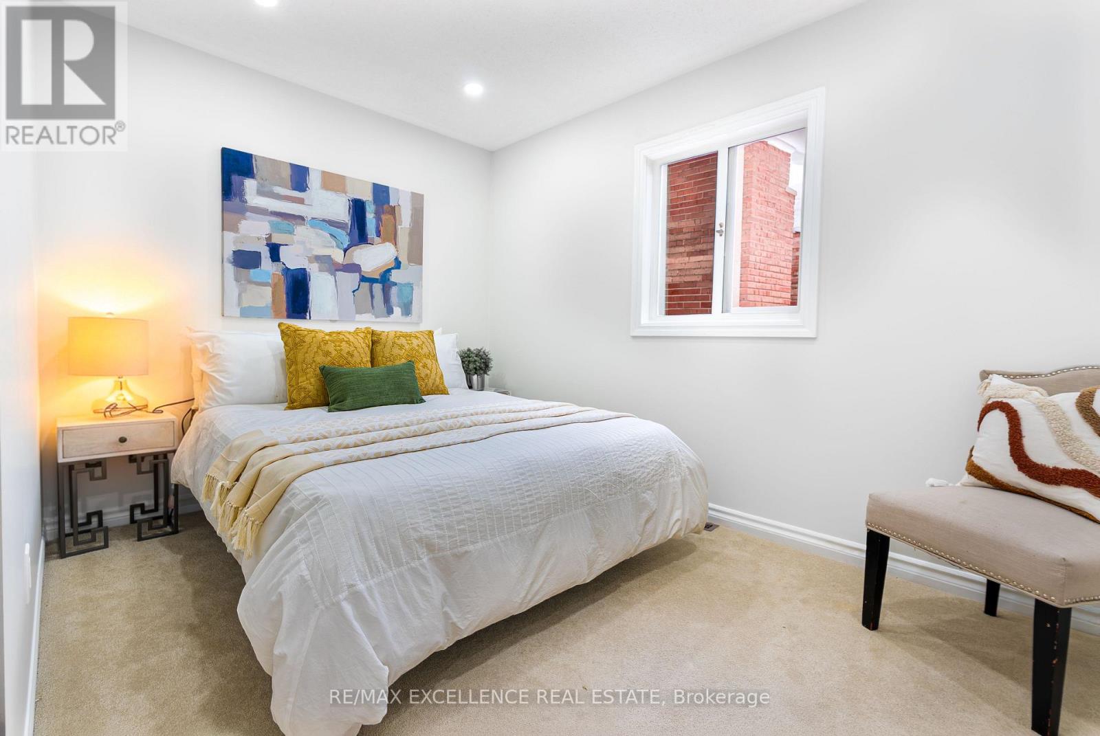 663 Macbeth Heights, Mississauga, Ontario  L5W 1E5 - Photo 18 - W12638768