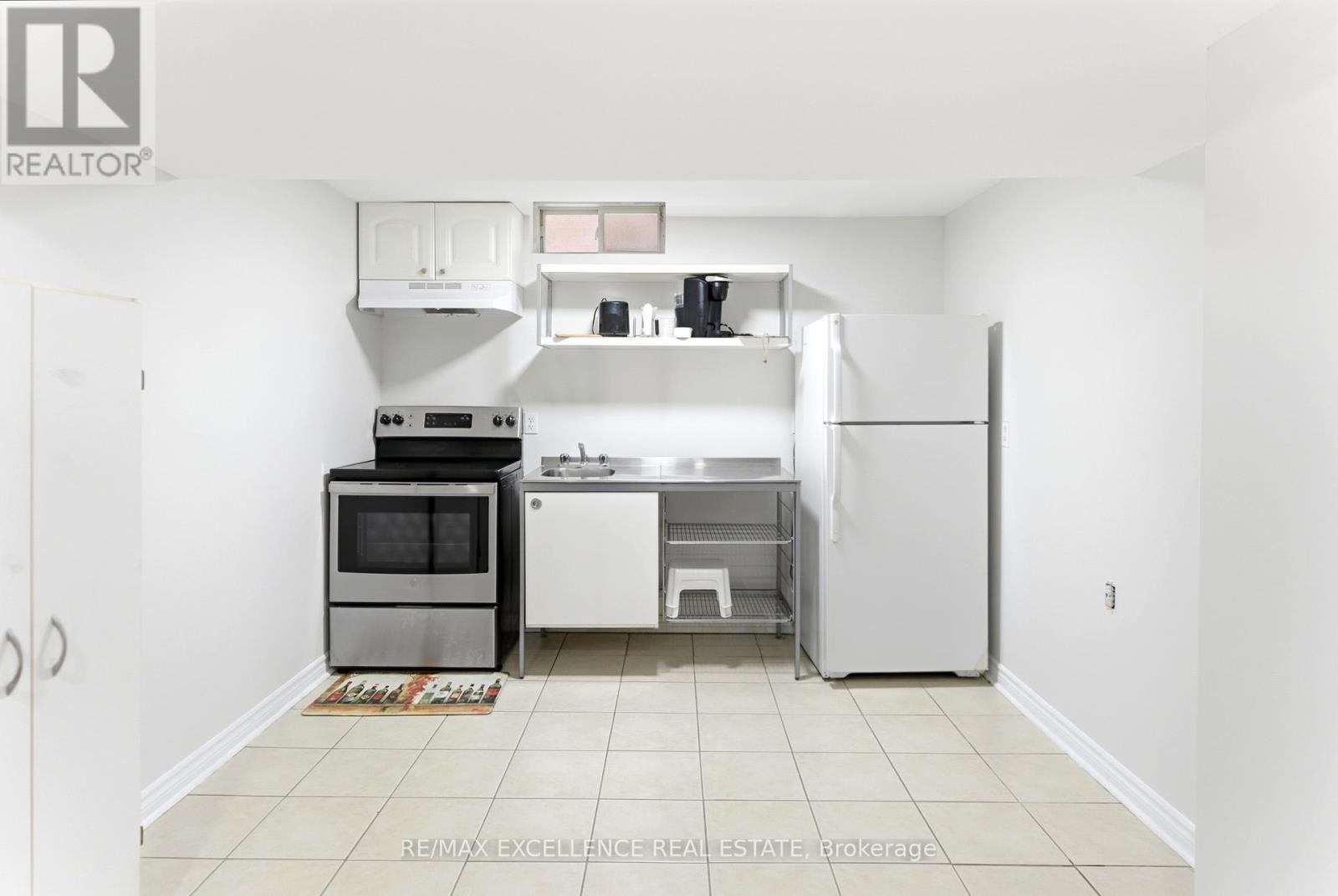 663 Macbeth Heights, Mississauga, Ontario  L5W 1E5 - Photo 22 - W12638768