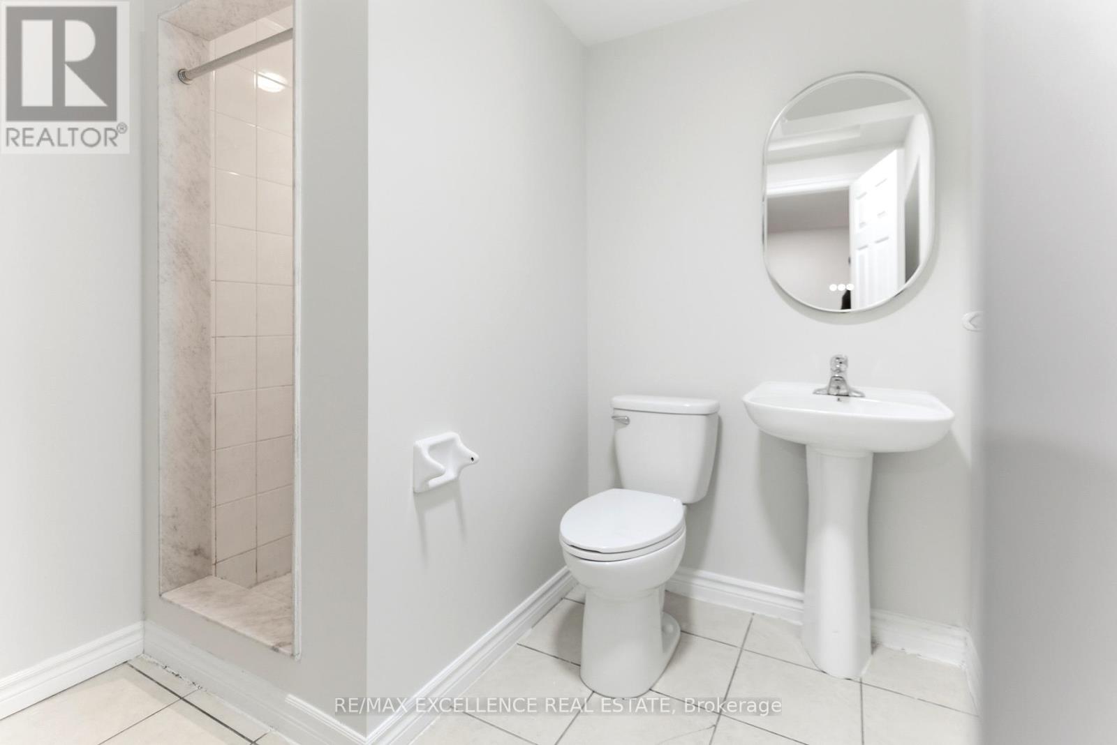 663 Macbeth Heights, Mississauga, Ontario  L5W 1E5 - Photo 25 - W12638768