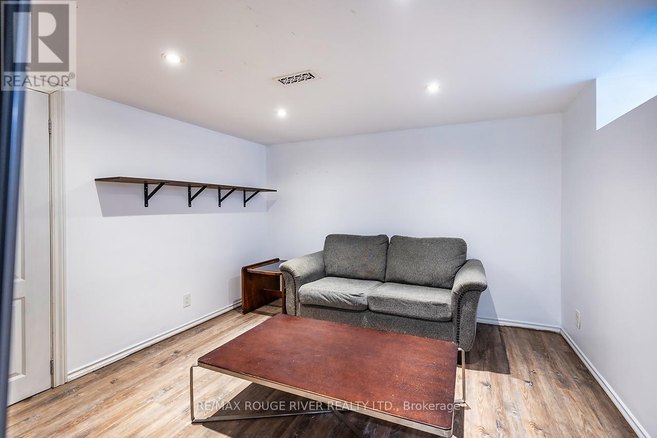 8 Birch Crescent, Ajax, Ontario  L1S 1X4 - Photo 17 - E12638686