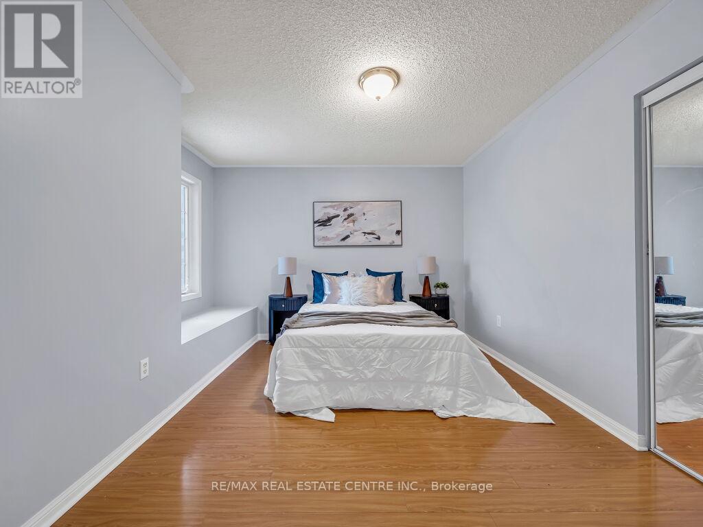 22 Rufford Drive, Brampton, Ontario  L6P 1E6 - Photo 30 - W12614028