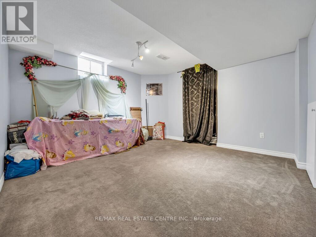 22 Rufford Drive, Brampton, Ontario  L6P 1E6 - Photo 40 - W12614028