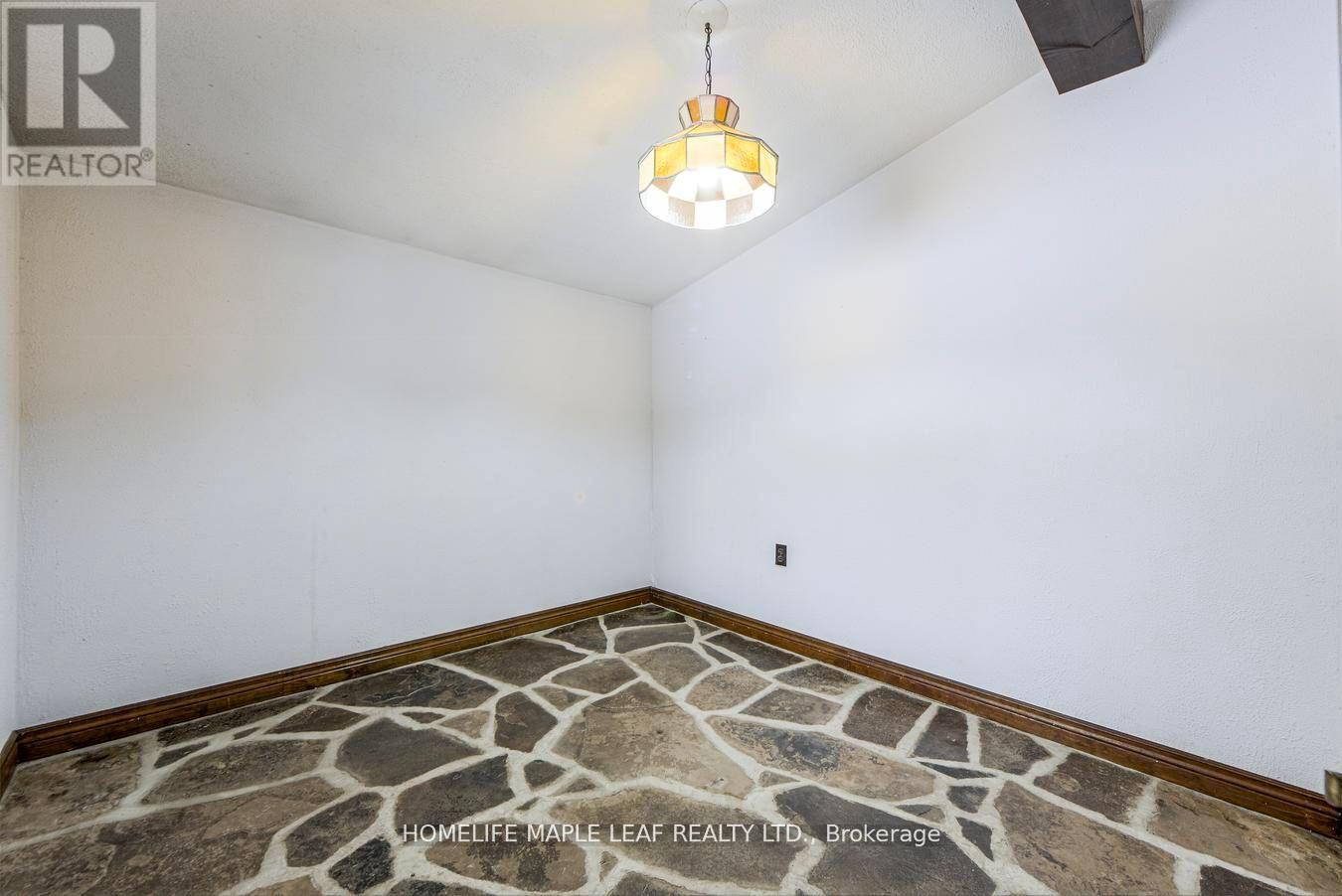 253048 9th Line, Amaranth, Ontario  L9W 0G9 - Photo 6 - X12638802