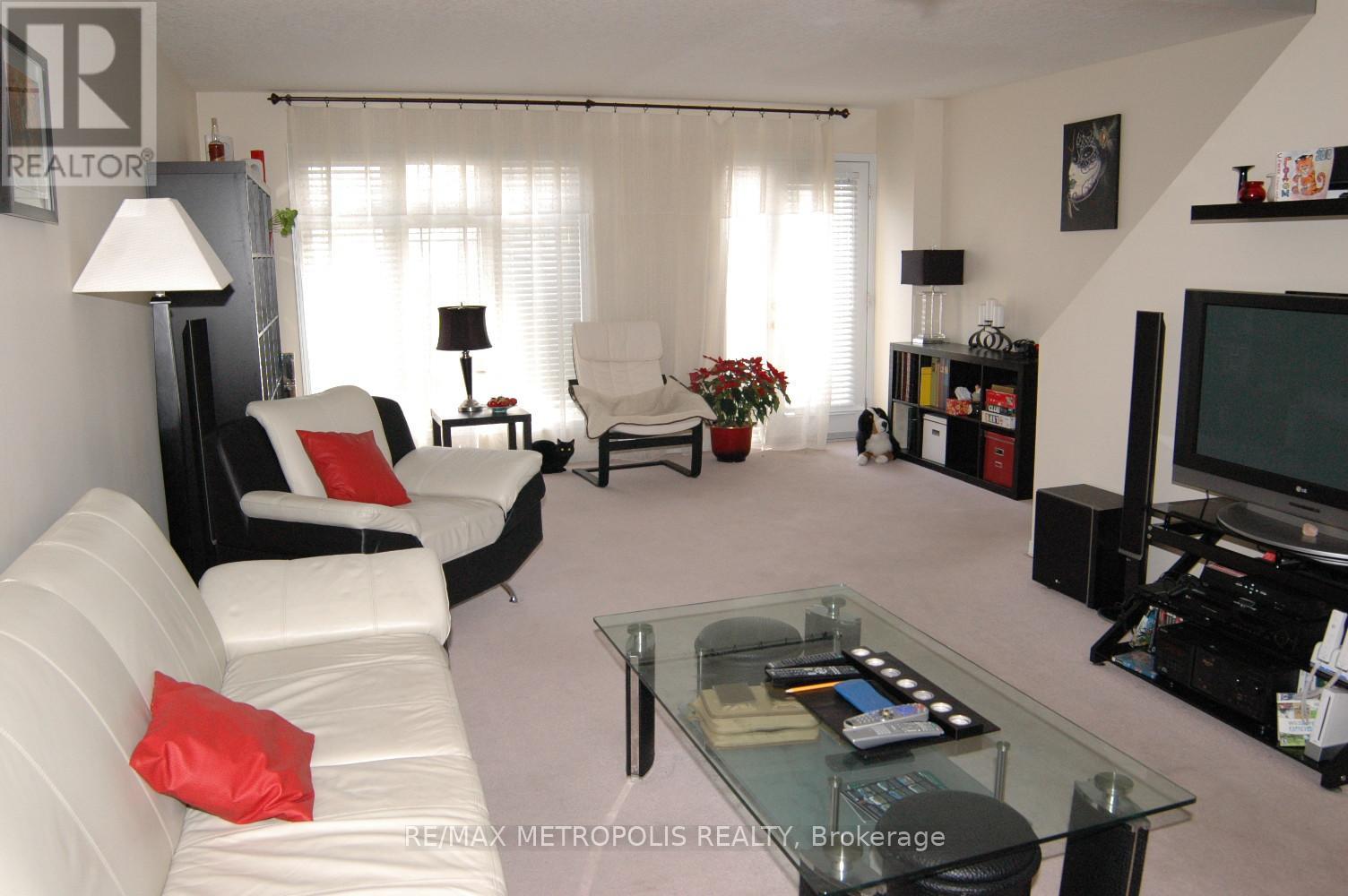 C17 - 619 Wild Ginger Avenue, Waterloo, Ontario  N2V 2X1 - Photo 7 - X12638818