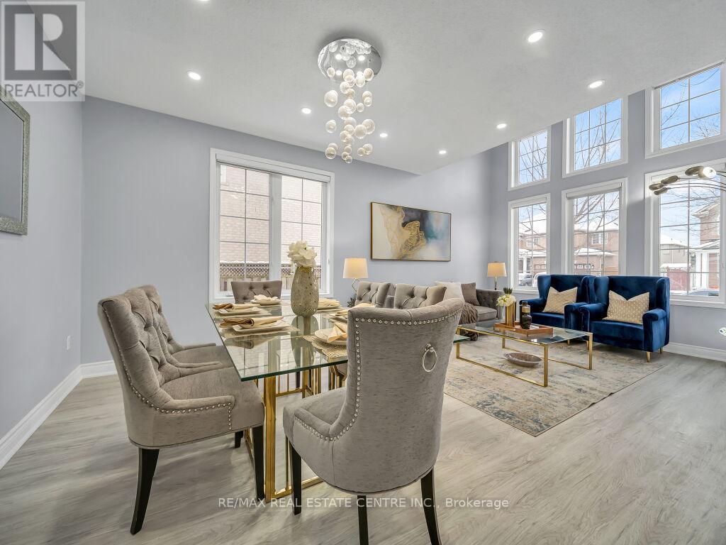 22 Rufford Drive, Brampton, Ontario  L6P 1E6 - Photo 7 - W12614028