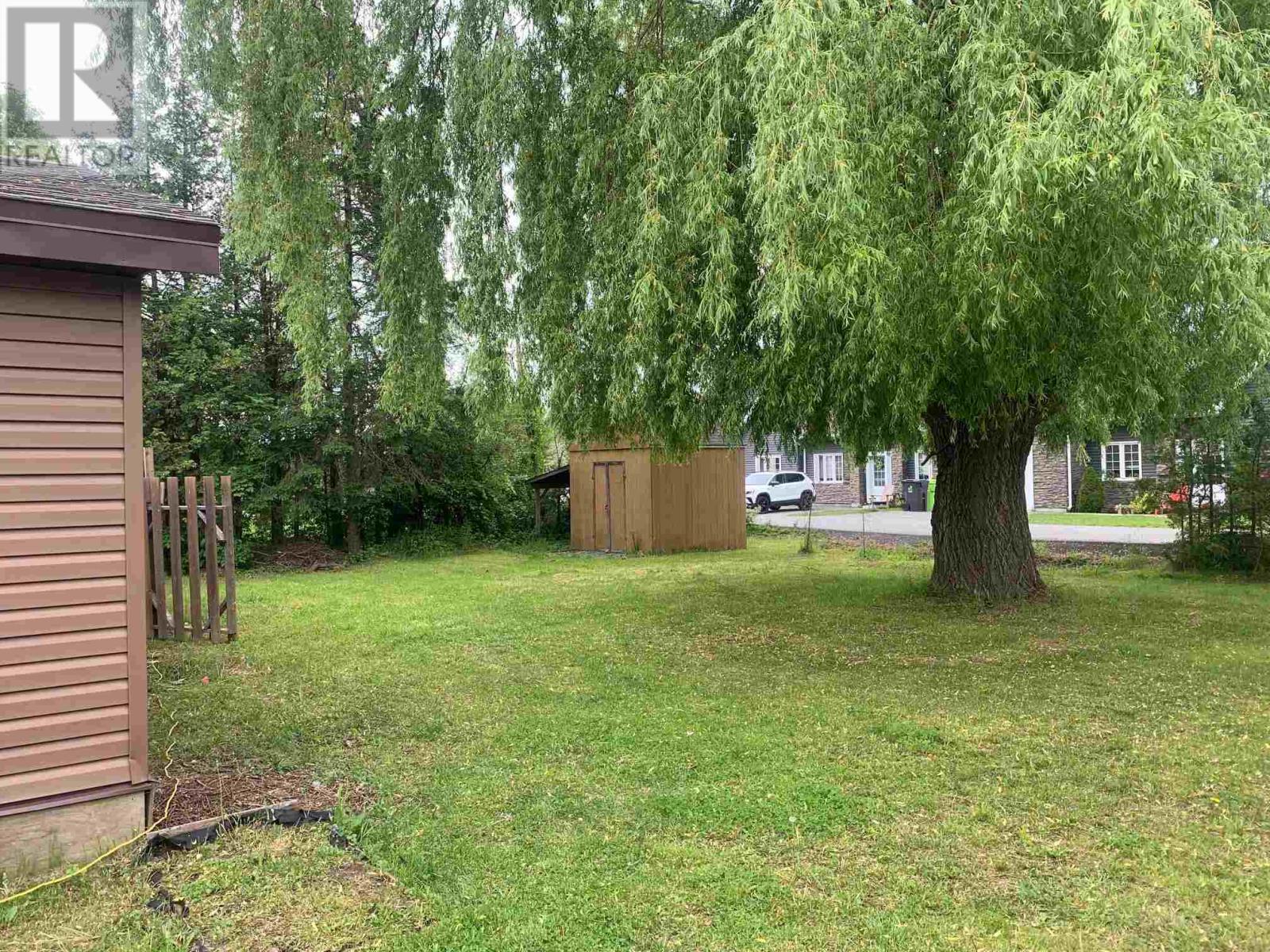 25 Elmwood Ave, Sault Ste. Marie, Ontario P6B 4V6 - Photo 6 - SM252948