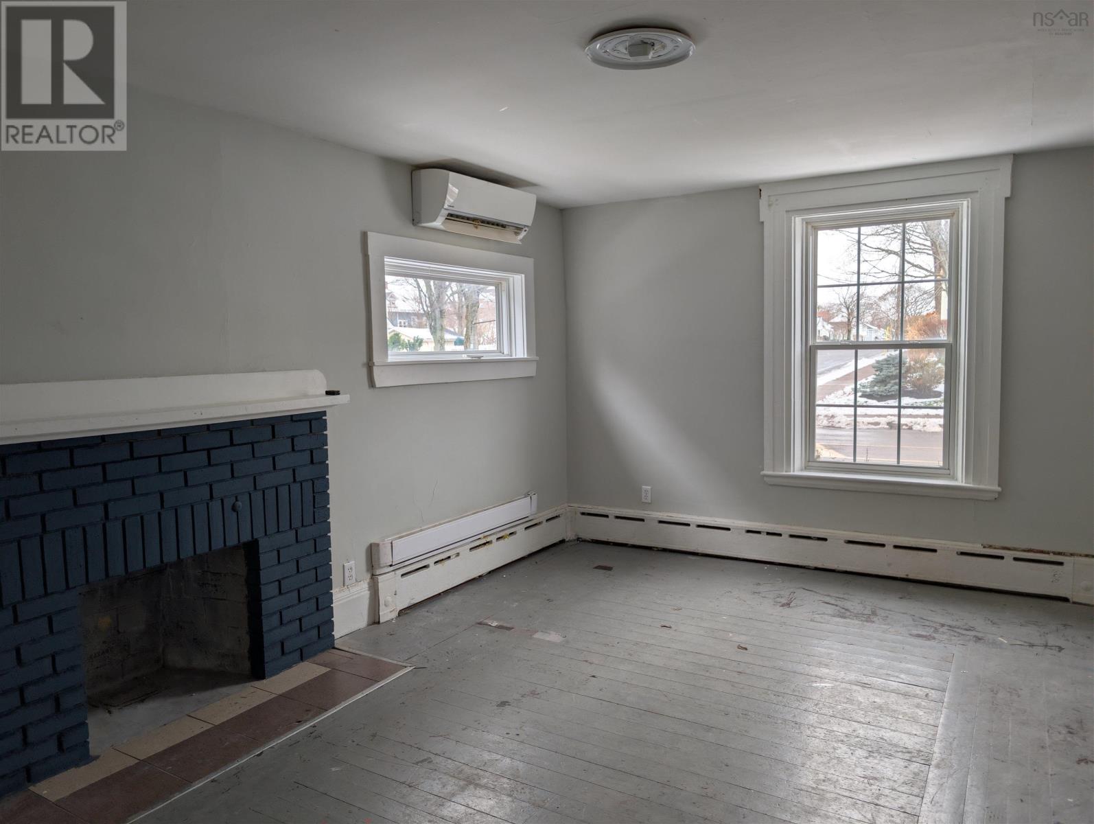 52 Queen Street, Truro, Nova Scotia  B2N 2B1 - Photo 5 - 202529135