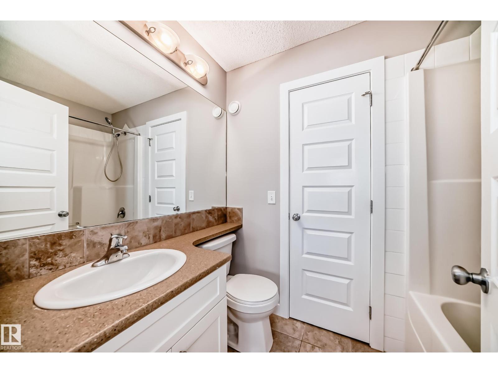 512 Chappelle Dr Sw, Edmonton, Alberta  T6W 2B4 - Photo 12 - E4468286