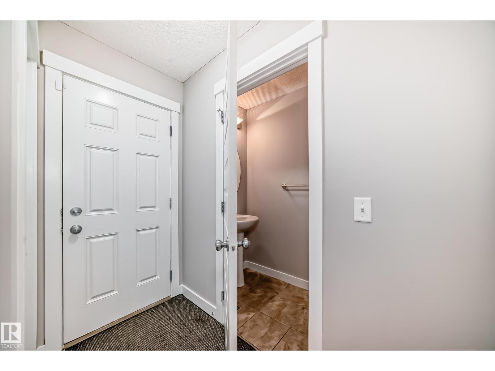 512 Chappelle Dr Sw, Edmonton, Alberta  T6W 2B4 - Photo 9 - E4468286