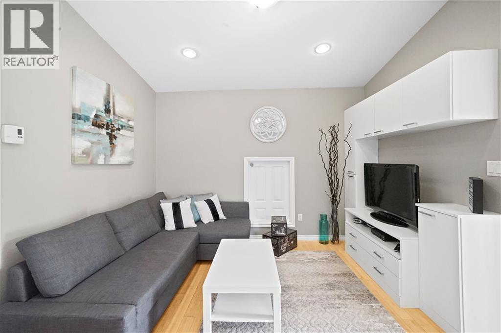 1128 Devon Street, Coquitlam, British Columbia  V3E 3H8 - Photo 17 - R3061405