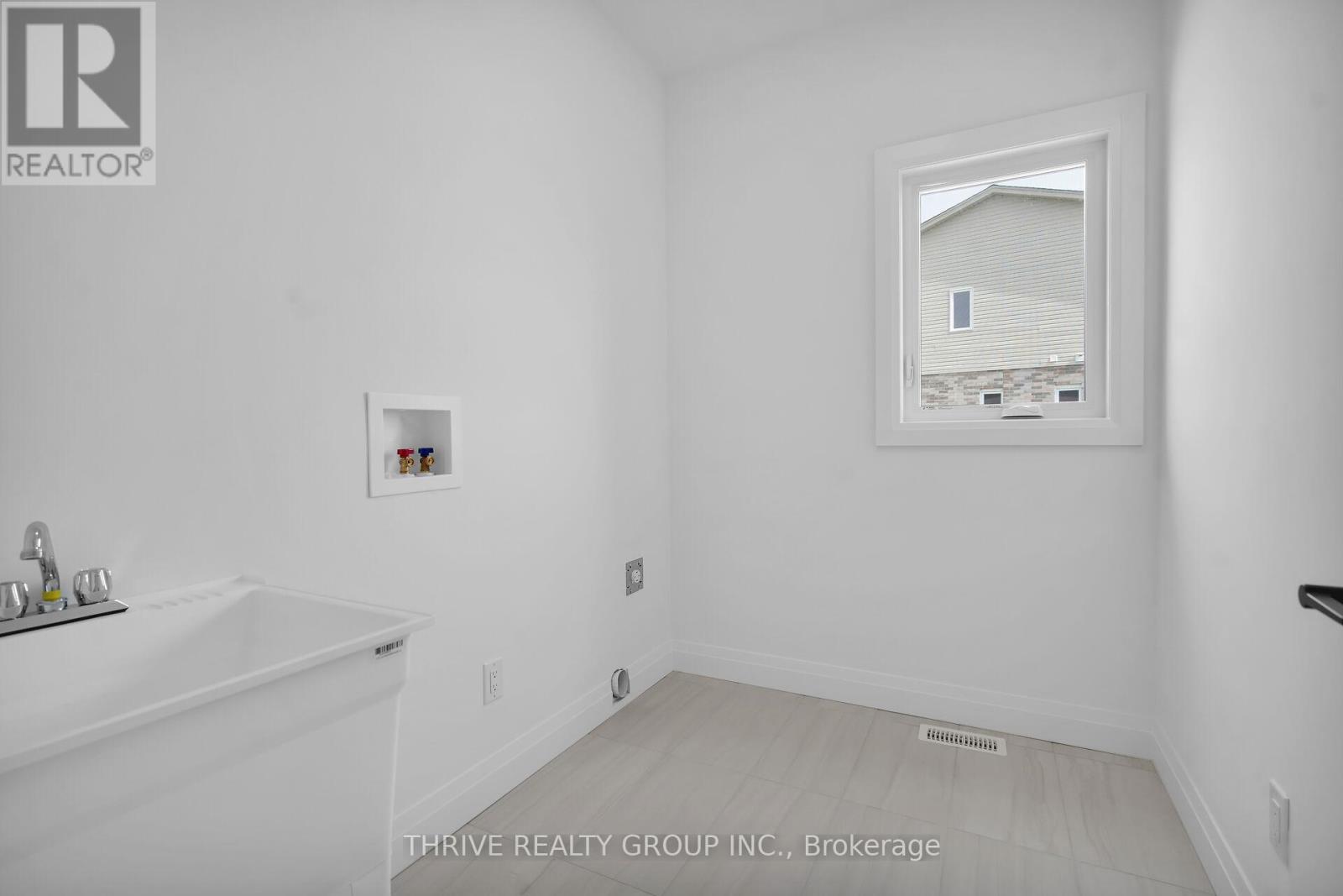 3084 Buroak Drive, London North, Ontario  N6G 3M1 - Photo 17 - X12638950