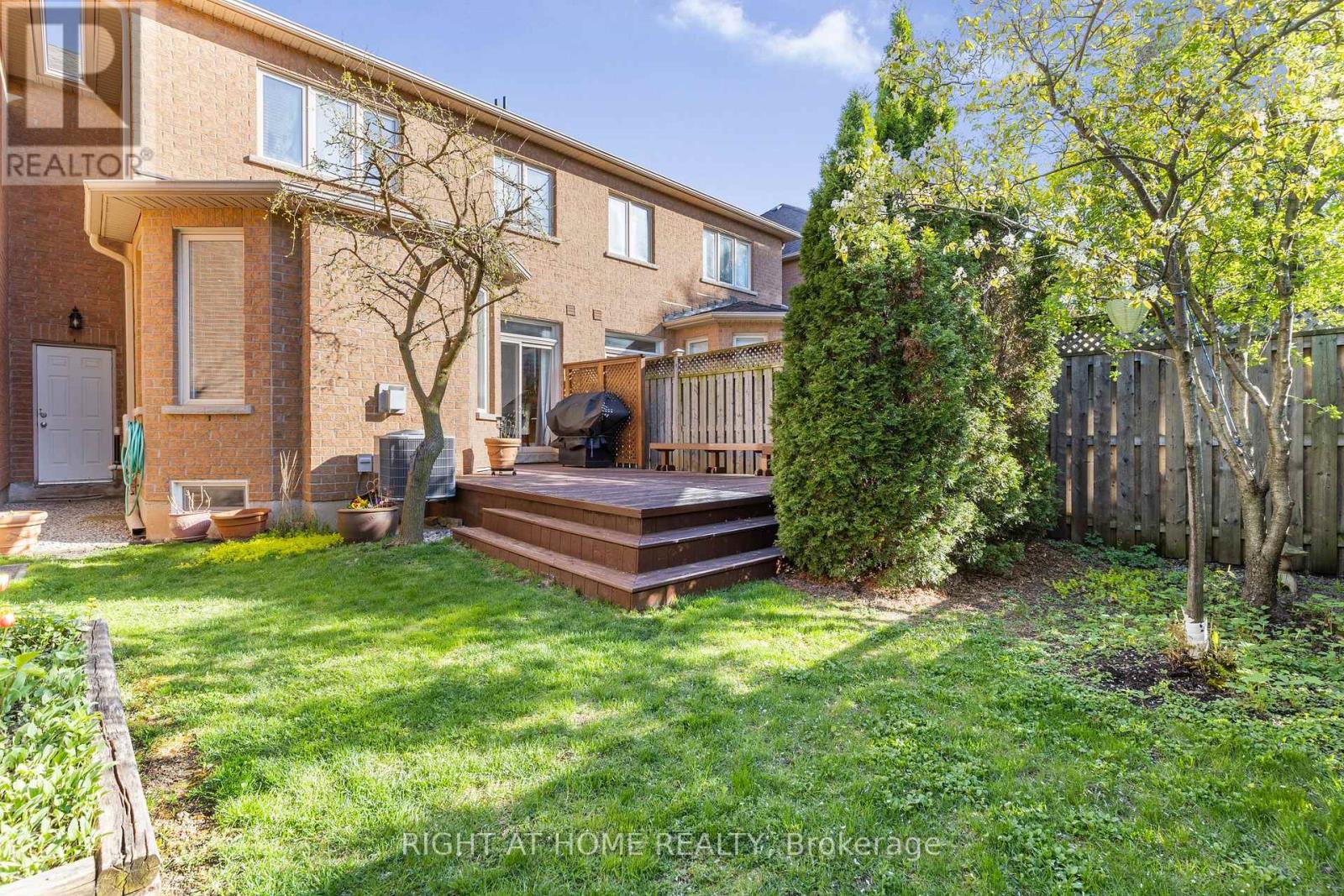 3351 Hayhurst Crescent, Oakville, Ontario  L6L 6T8 - Photo 32 - W12581394