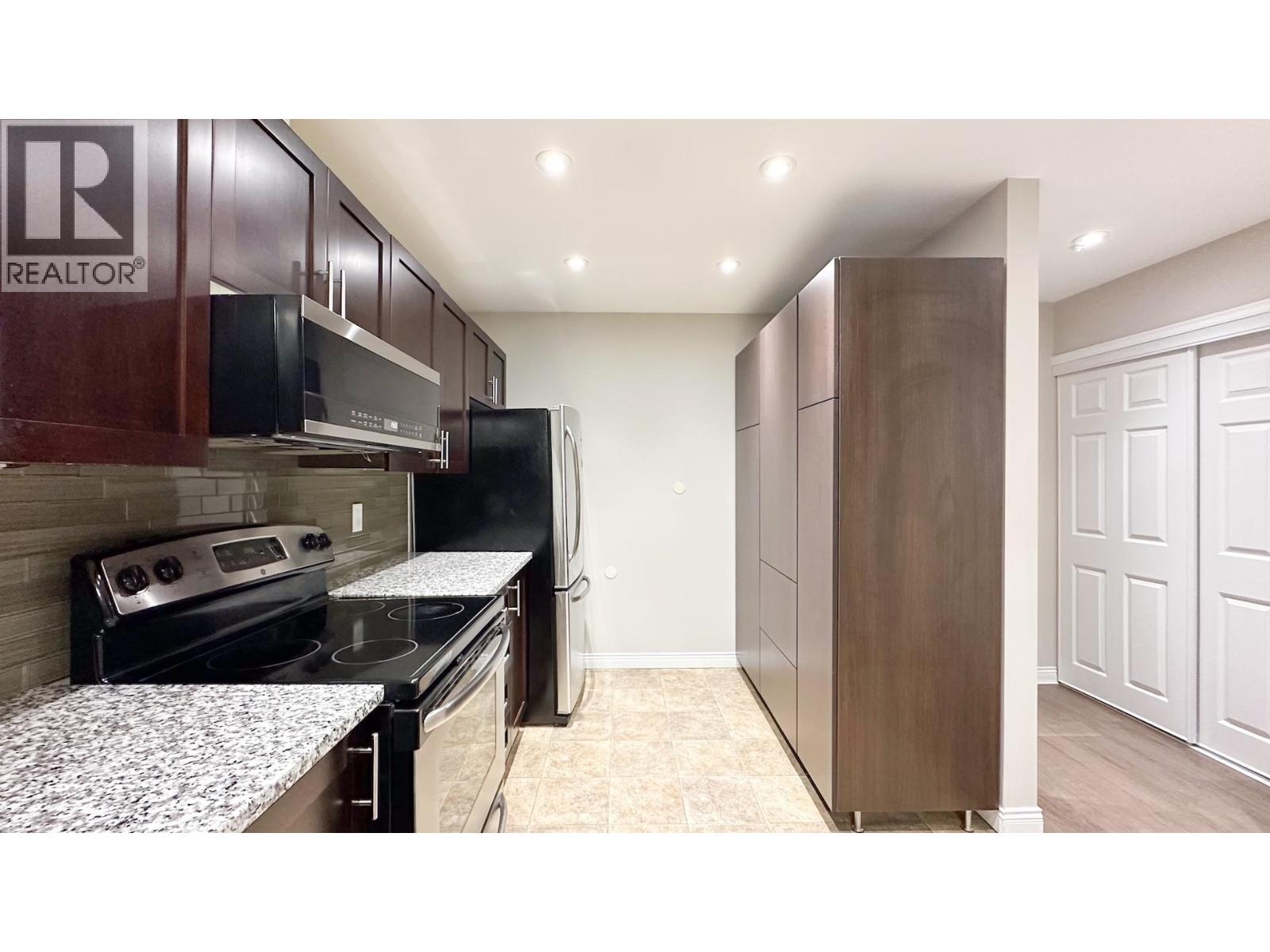 305 7457 Moffatt Road, Richmond, British Columbia  V6Y 1X9 - Photo 10 - R3058703