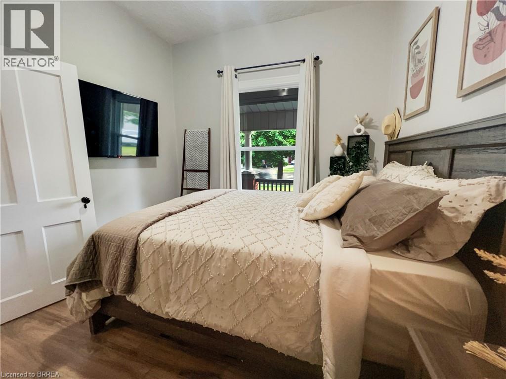 249 Erie Avenue, Brantford, Ontario  N3S 2H3 - Photo 13 - 40794297