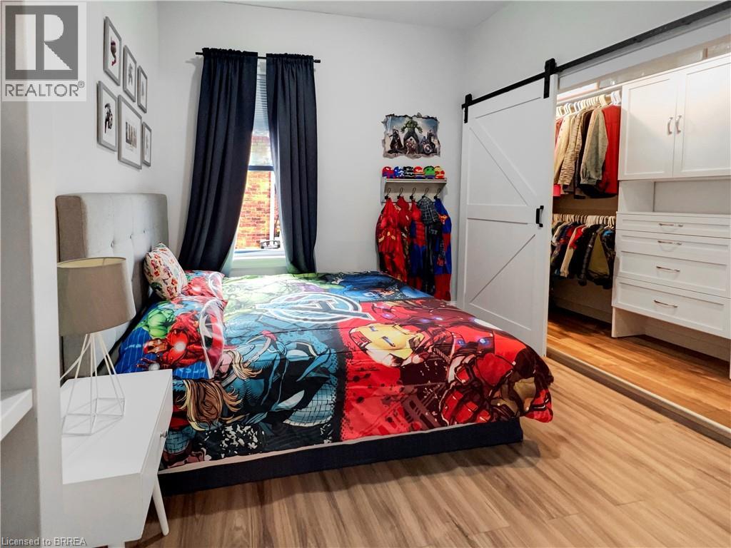 249 Erie Avenue, Brantford, Ontario  N3S 2H3 - Photo 15 - 40794297