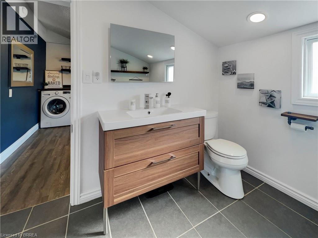 249 Erie Avenue, Brantford, Ontario  N3S 2H3 - Photo 17 - 40794297