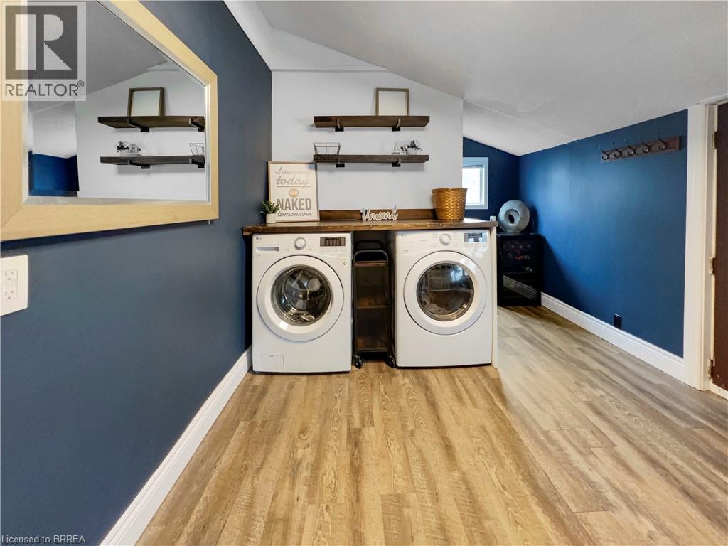 249 Erie Avenue, Brantford, Ontario  N3S 2H3 - Photo 20 - 40794297