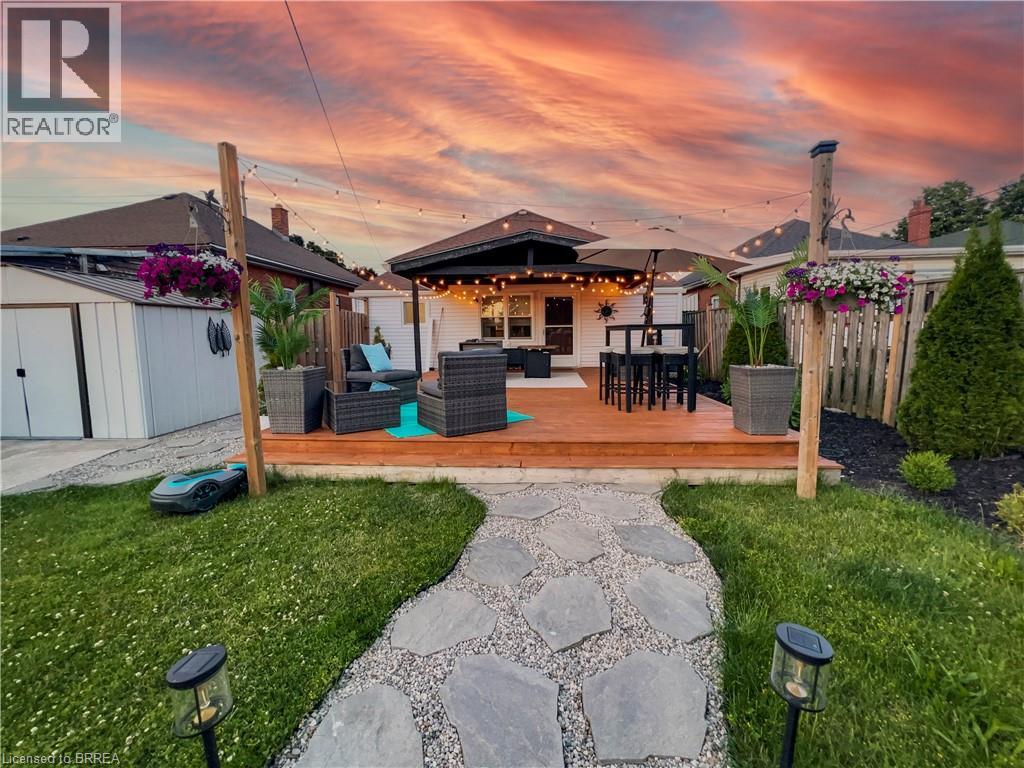 249 Erie Avenue, Brantford, Ontario  N3S 2H3 - Photo 26 - 40794297