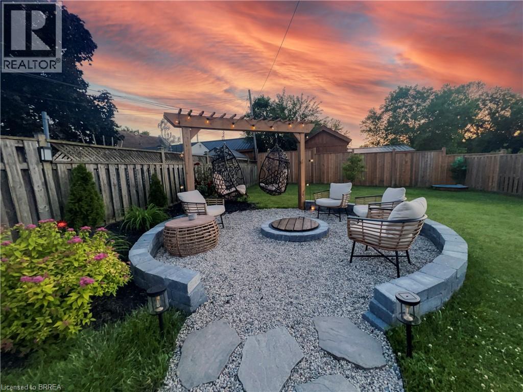 249 Erie Avenue, Brantford, Ontario  N3S 2H3 - Photo 29 - 40794297