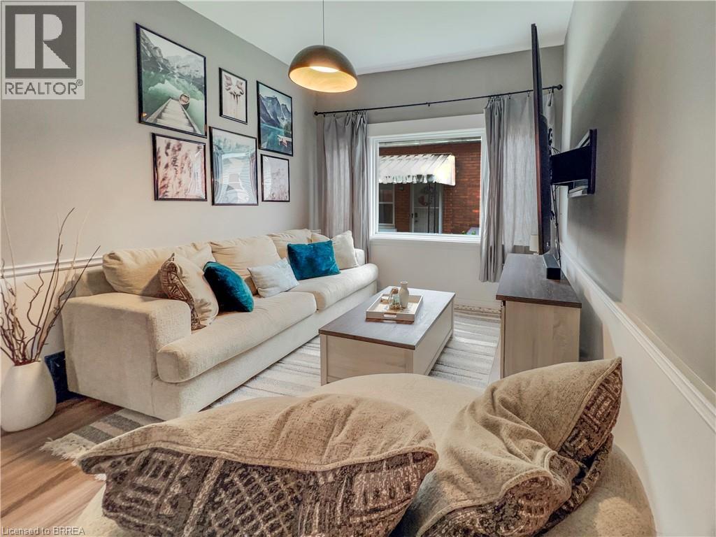 249 Erie Avenue, Brantford, Ontario  N3S 2H3 - Photo 7 - 40794297