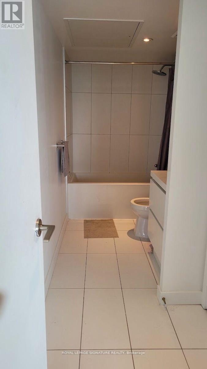 3706 - 75 Queens Wharf, Toronto, Ontario  M5V 0J8 - Photo 29 - C12638942