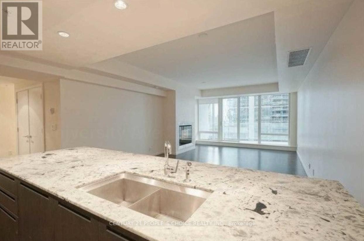 2207 - 180 University Avenue, Toronto, Ontario  M5H 0A2 - Photo 8 - C12638974