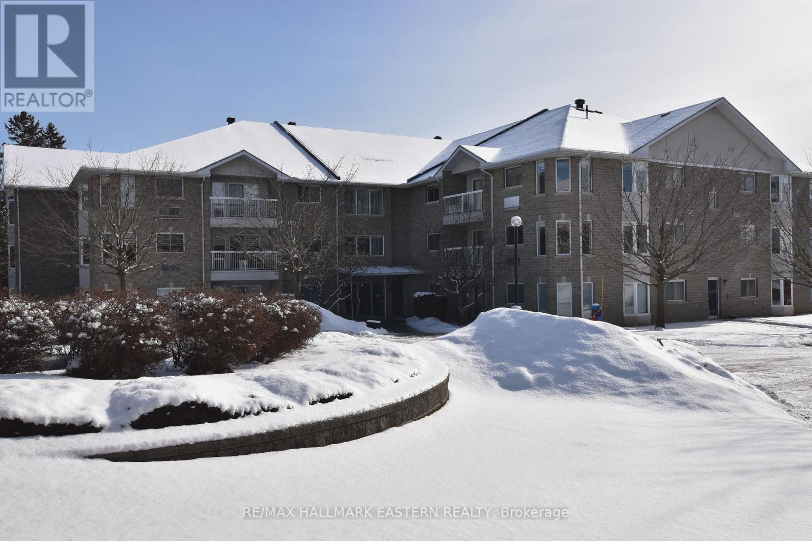 316a - 1099 Clonsilla Avenue, Peterborough, Ontario  J9J 8L6 - Photo 3 - X12419550