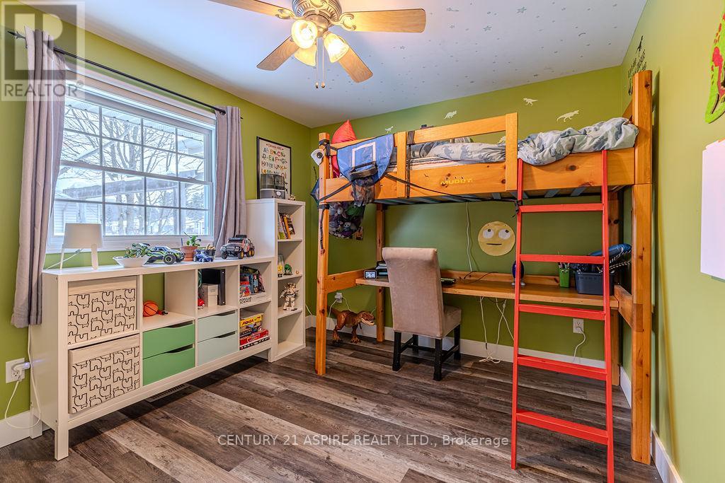 206 Oriole Crescent, Petawawa, Ontario K8H 0A9 - Photo 29 - X12637958