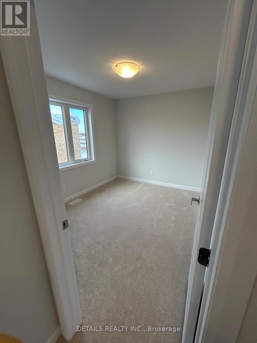 746 Fairline Row, Ottawa, Ontario  K2V 0V7 - Photo 26 - X12614514