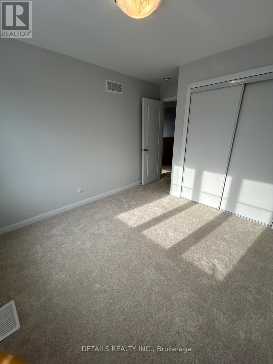 746 Fairline Row, Ottawa, Ontario  K2V 0V7 - Photo 18 - X12614514