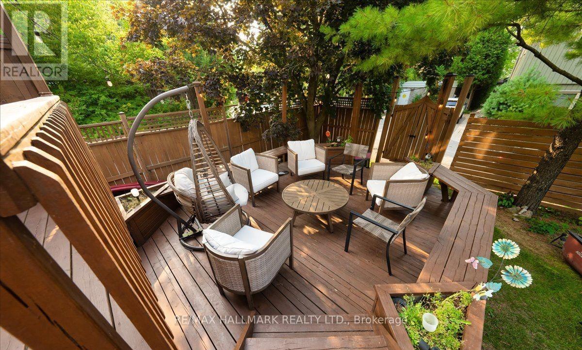 280 Douglas Road, Richmond Hill, Ontario  L4E 3H6 - Photo 17 - N12638858