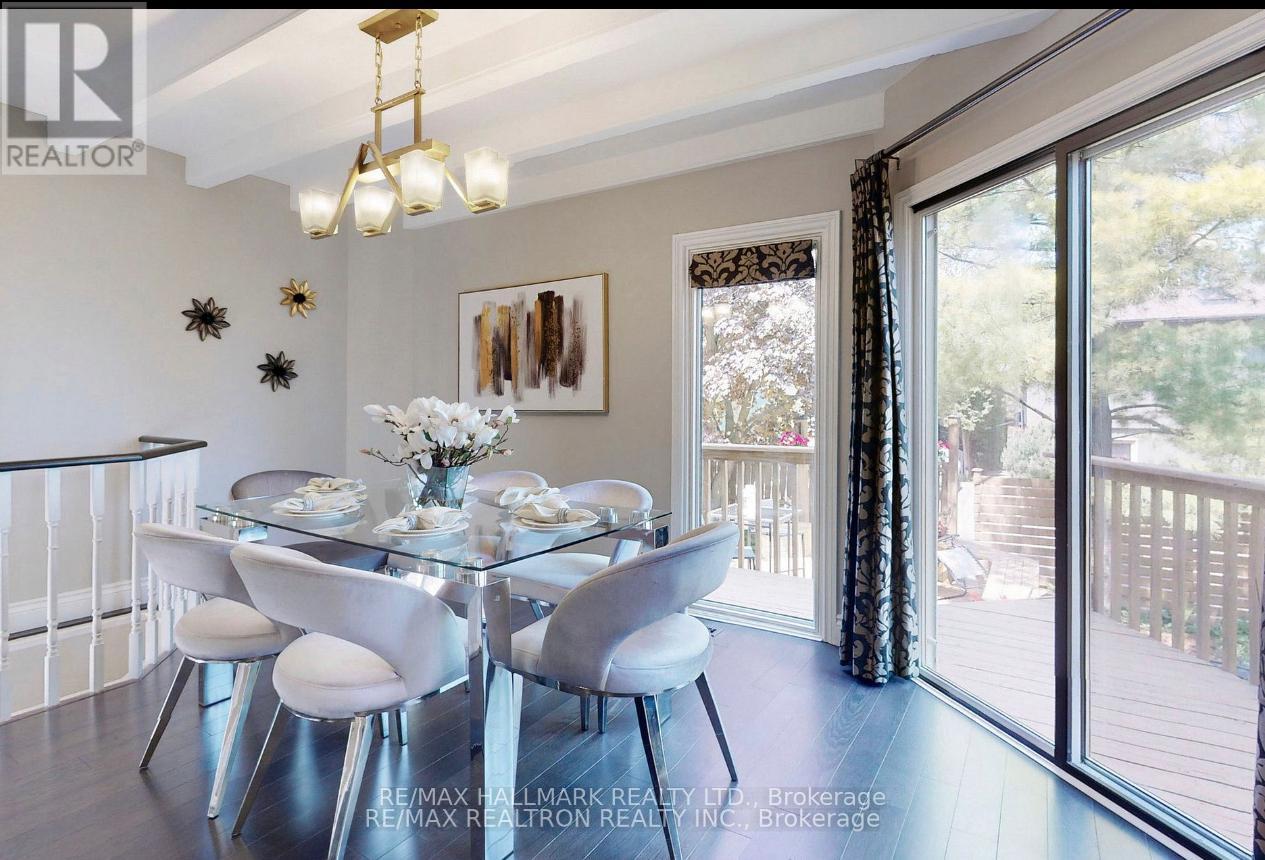 280 Douglas Road, Richmond Hill, Ontario  L4E 3H6 - Photo 5 - N12638858