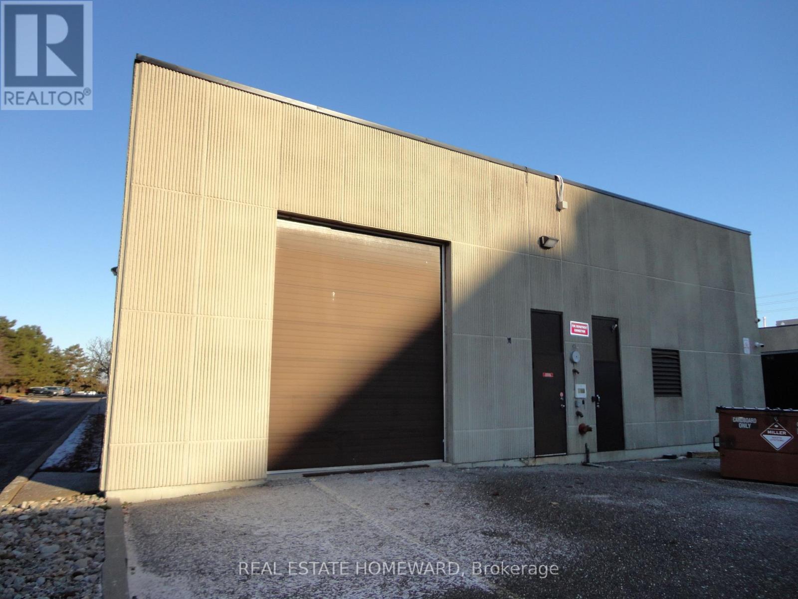 1 - 235 Hood Road, Markham, Ontario  L3R 4N5 - Photo 3 - N12638908