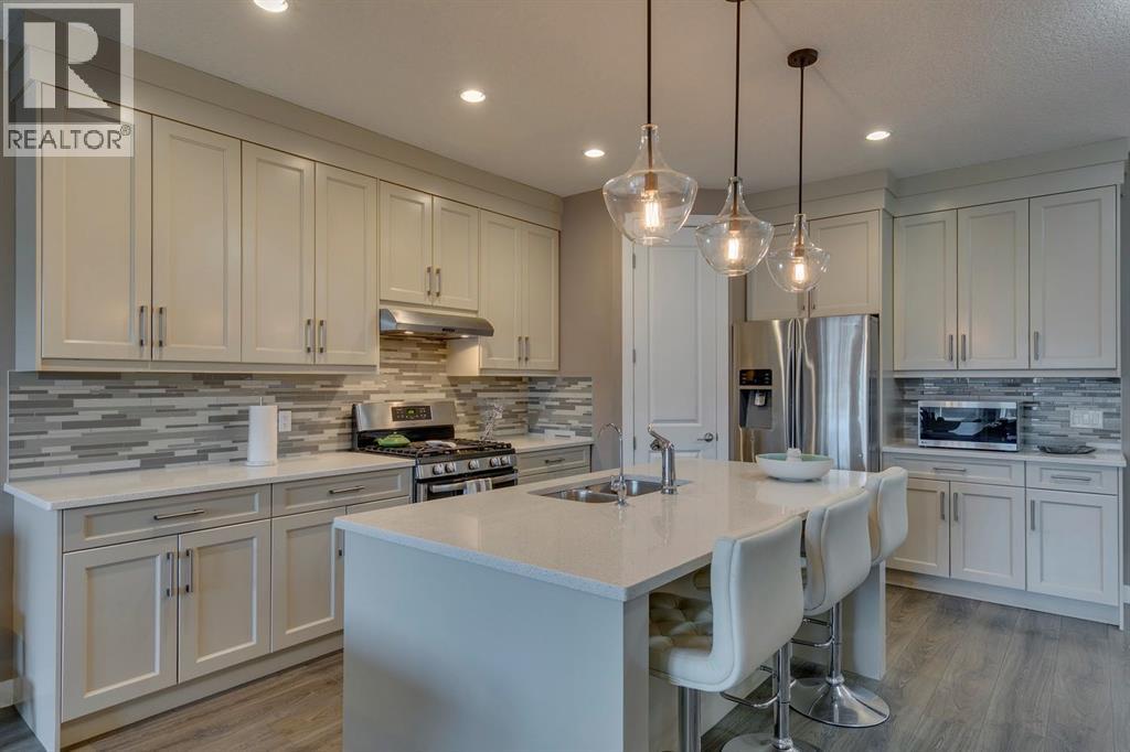 2817 & 2815 16 Avenue Se, Calgary, Alberta  T2A 0M7 - Photo 9 - A2260744