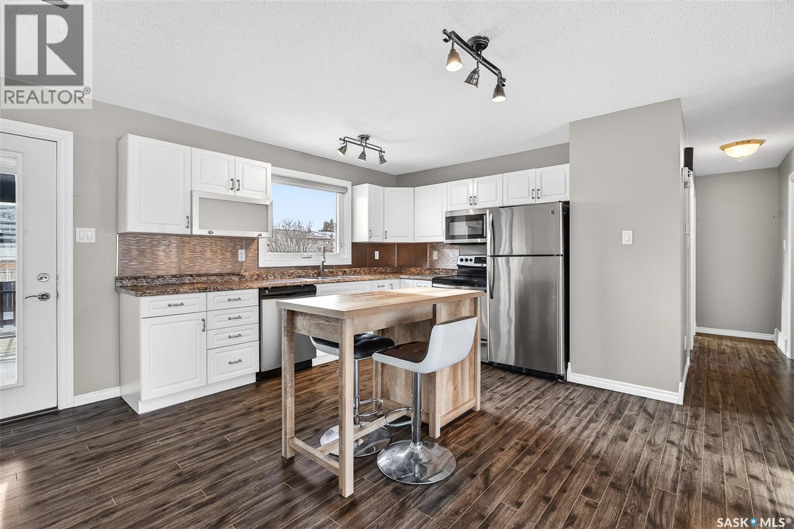 1625 Smith Street, Moose Jaw, Saskatchewan  S6K 1A7 - Photo 10 - SK025715