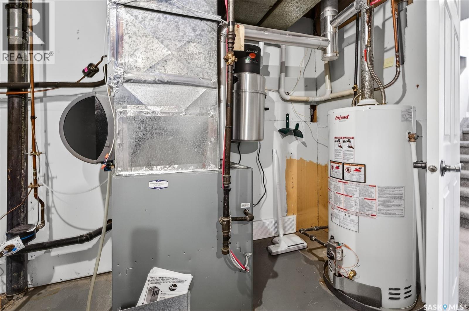 1625 Smith Street, Moose Jaw, Saskatchewan  S6K 1A7 - Photo 32 - SK025715