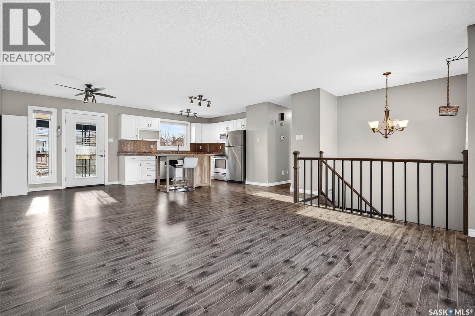 1625 Smith Street, Moose Jaw, Saskatchewan  S6K 1A7 - Photo 7 - SK025715