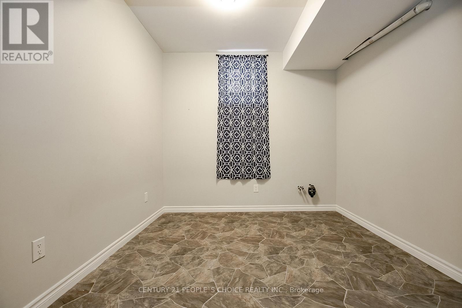 272 Vintage Gate, Brampton, Ontario  L6X 5B7 - Photo 35 - W12638864