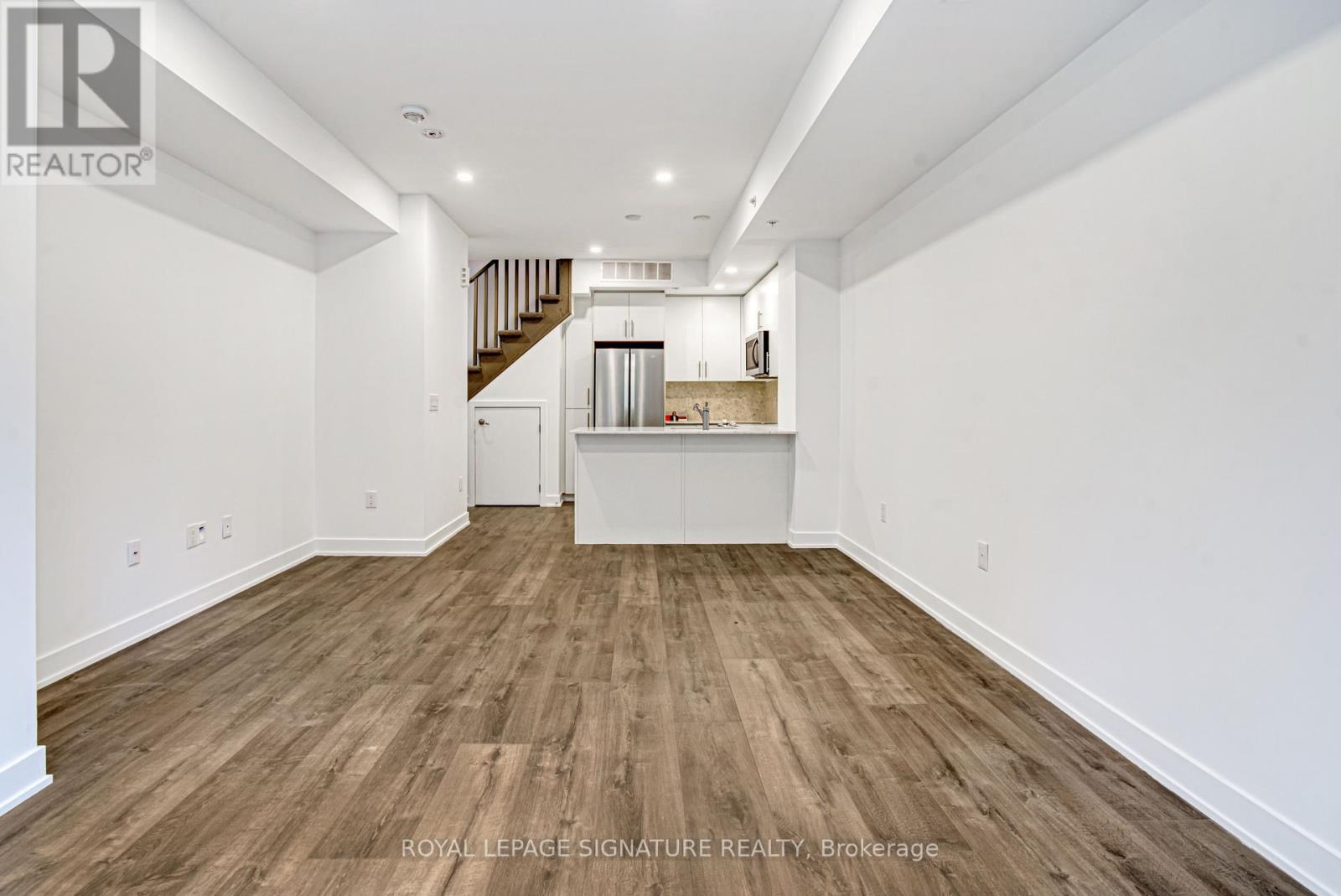 7 - 3492 Widdicombe Way, Mississauga (Erin Mills), Ontario  L5L 0B8 - Photo 5 - W12638868