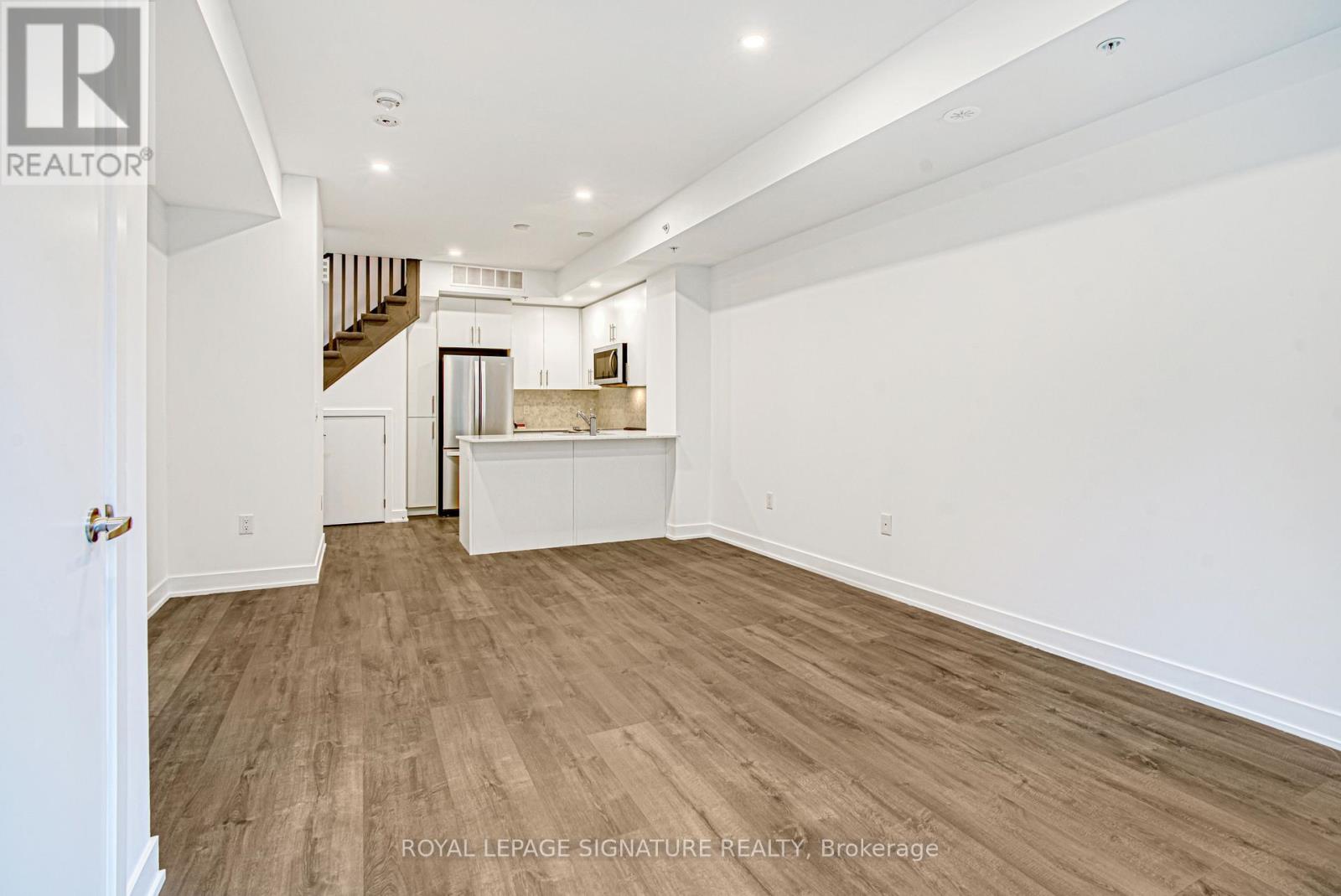 7 - 3492 Widdicombe Way, Mississauga (Erin Mills), Ontario  L5L 0B8 - Photo 7 - W12638868